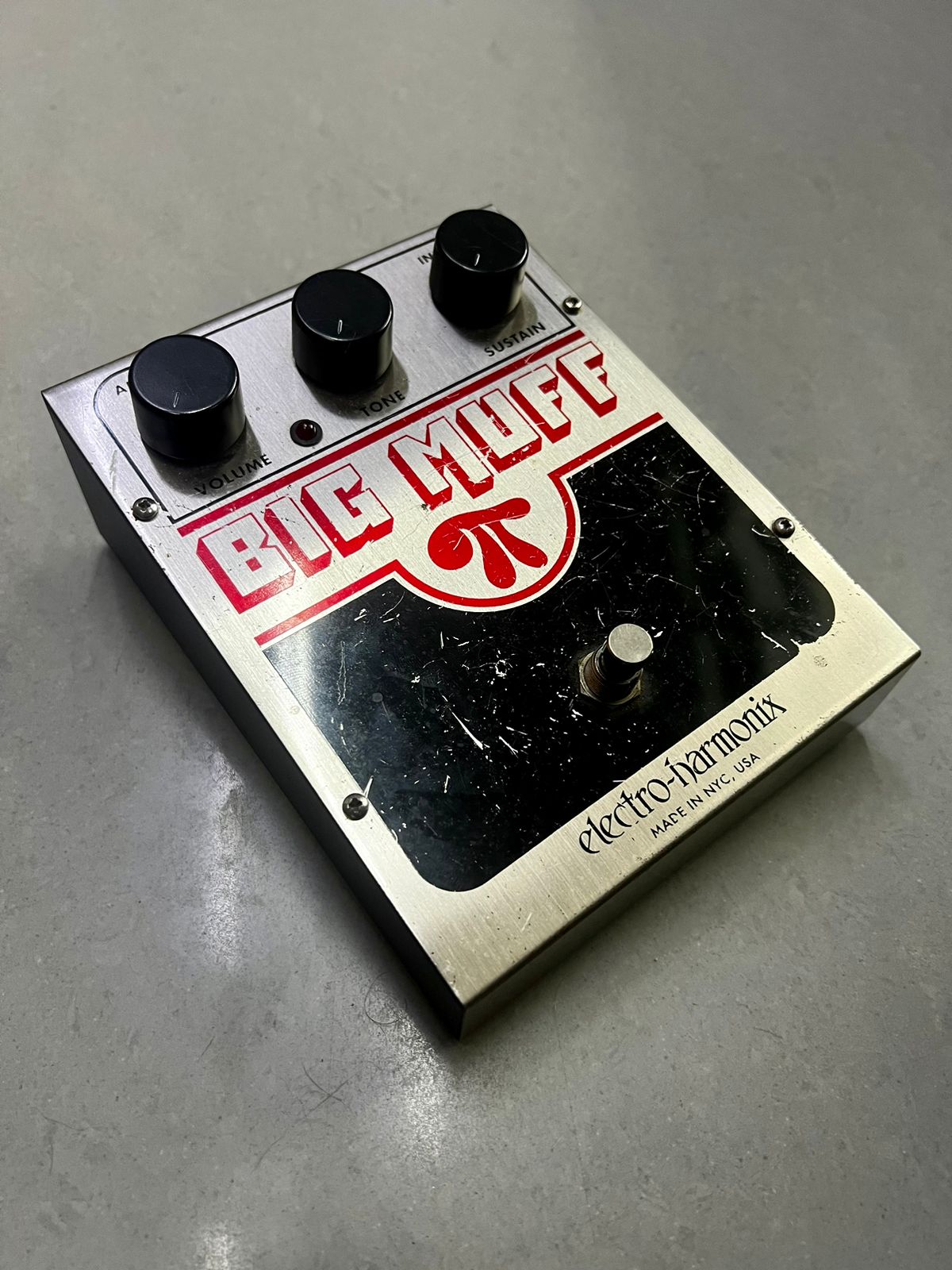 ELECTRO HARMONIX BIG MUFF - Cambalucho